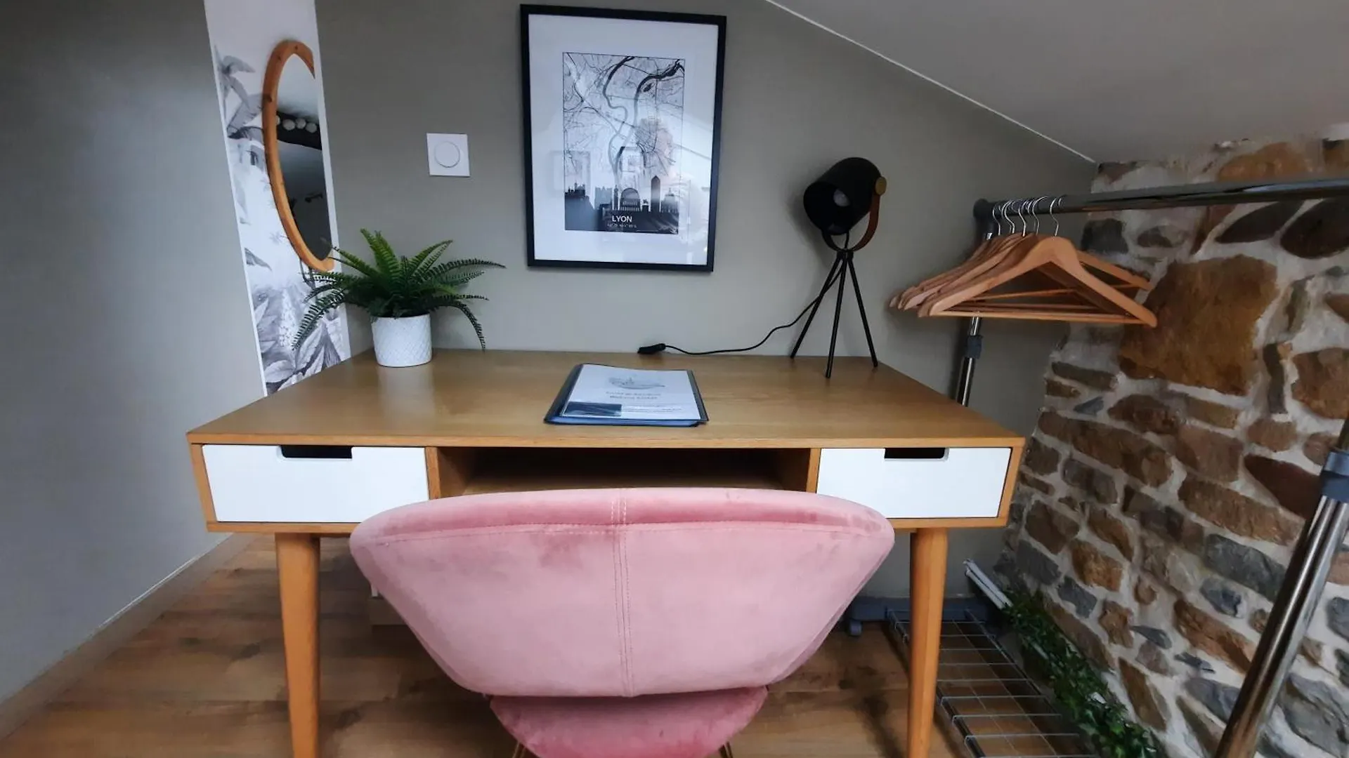 Apartment Grand Appartement Lyon 9 Proche Metro